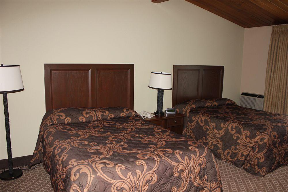 לונגוויו The Monticello Hotel מראה חיצוני תמונה