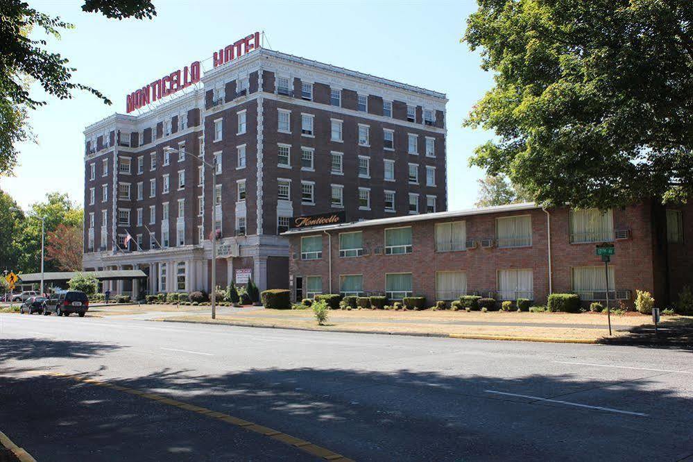 לונגוויו The Monticello Hotel מראה חיצוני תמונה